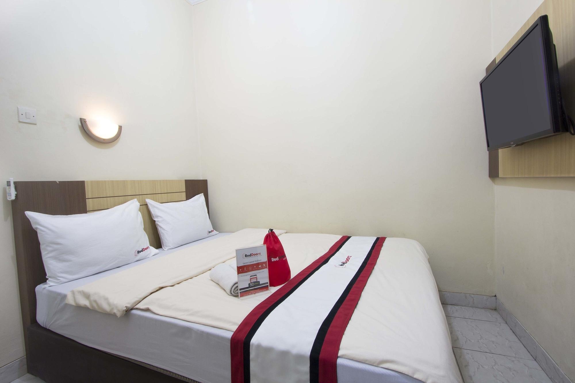 Reddoorz Plus Near Stadion Mandala Krida Γιογκιακάρτα Εξωτερικό φωτογραφία
