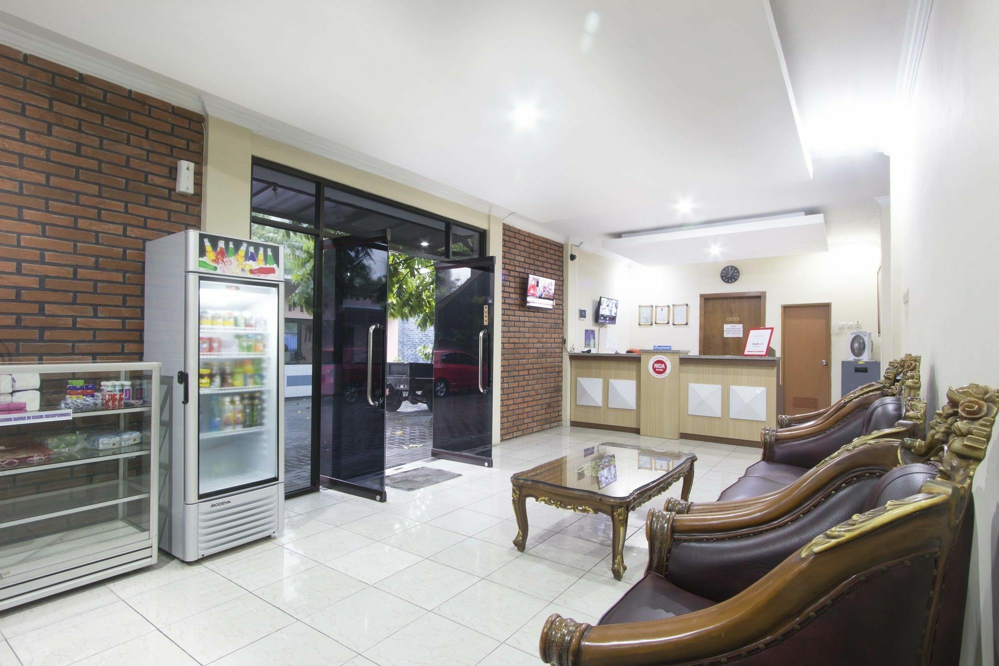 Reddoorz Plus Near Stadion Mandala Krida Γιογκιακάρτα Εξωτερικό φωτογραφία
