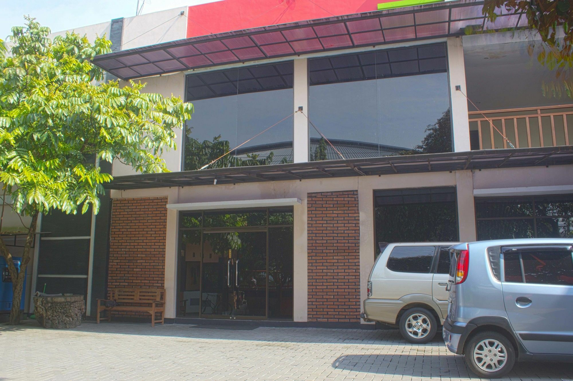 Reddoorz Plus Near Stadion Mandala Krida Γιογκιακάρτα Εξωτερικό φωτογραφία